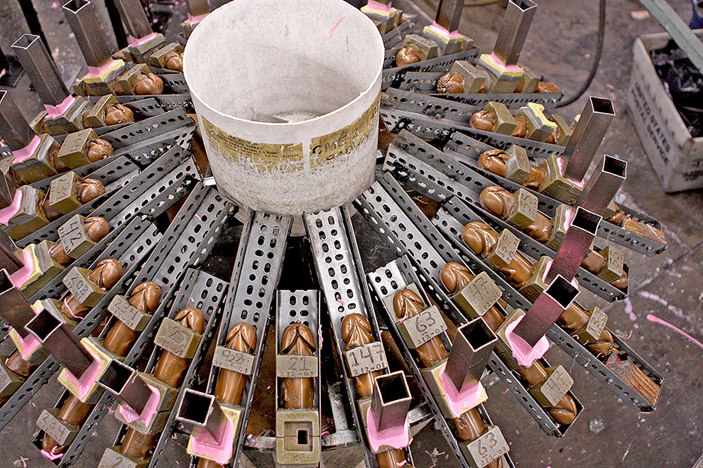 Реалистичный фаллоимитатор 