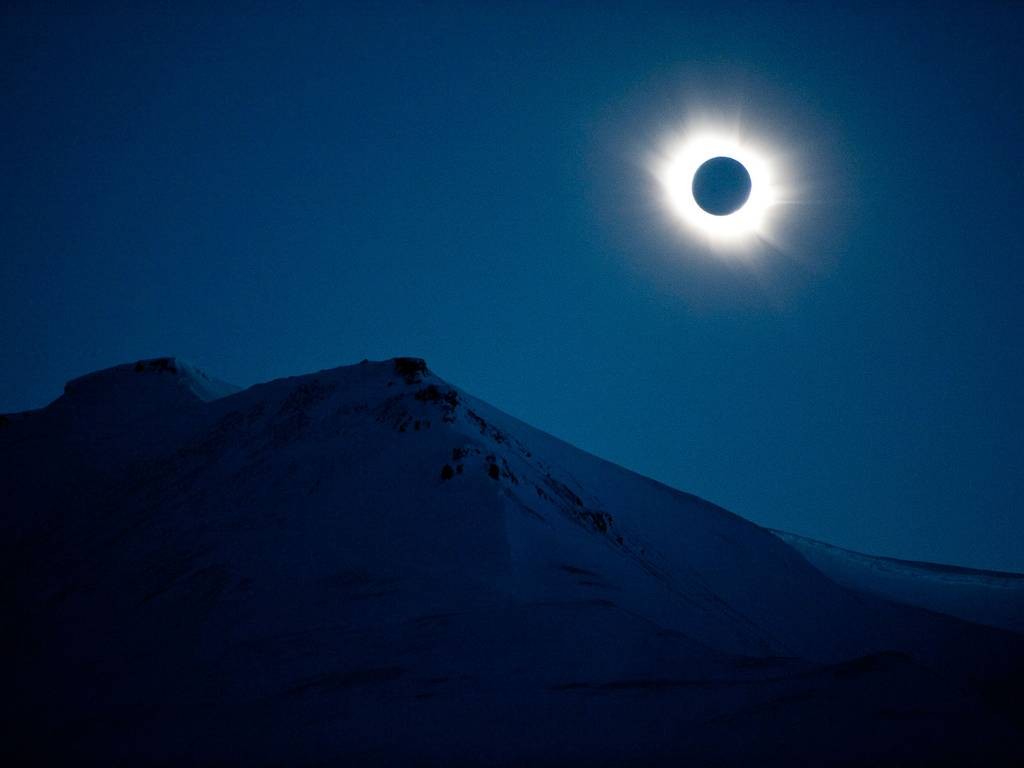 Fotos del eclipse solar del 20 de marzo desde distintas partes del mundo